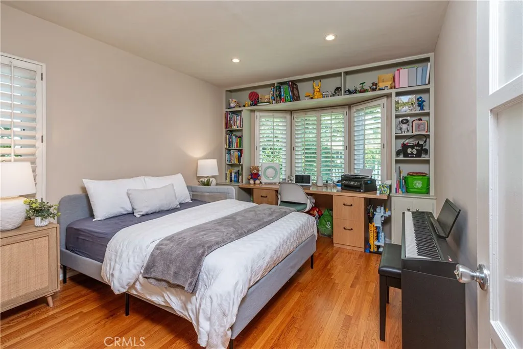 Additional image 50 of 409 S Lamer St, Burbank, CA 91506