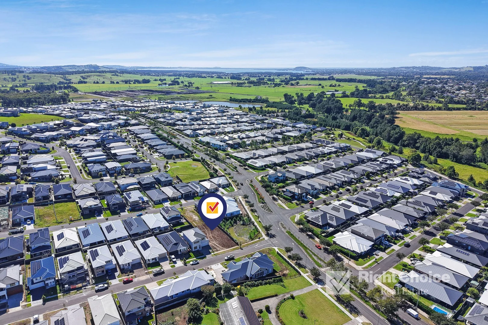 4 Dolly Circuit, Calderwood NSW 2527