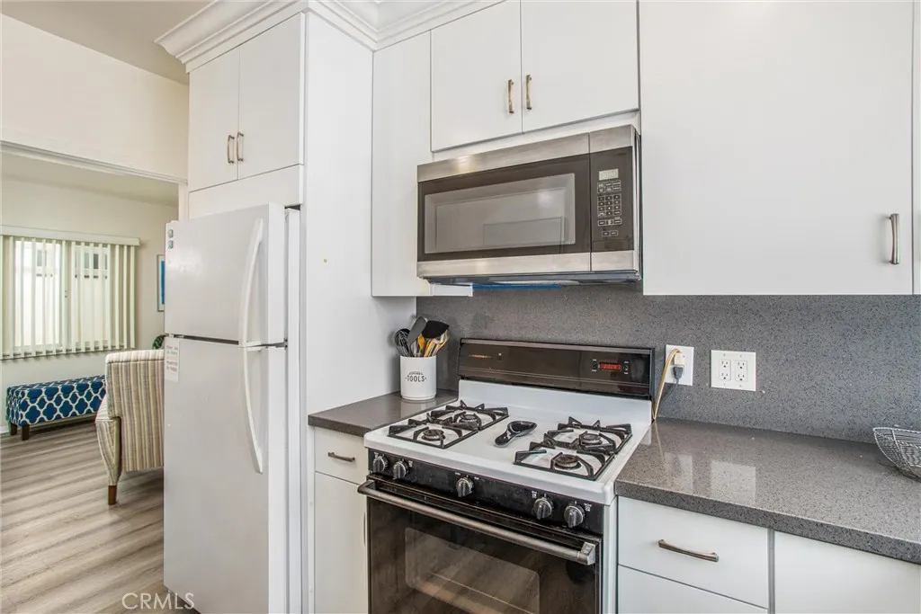 Additional image 17 of 1408 W Oceanfront, Newport Beach, CA 92661