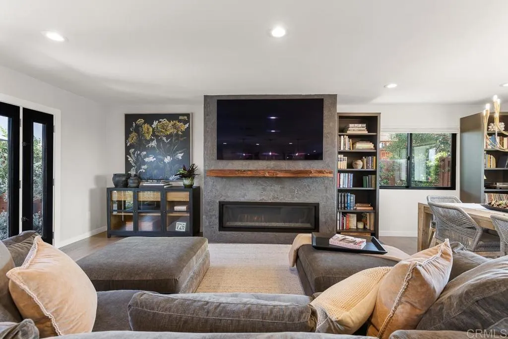 Additional image 16 of 8675 Glenwick Lane, La Jolla, CA 92037