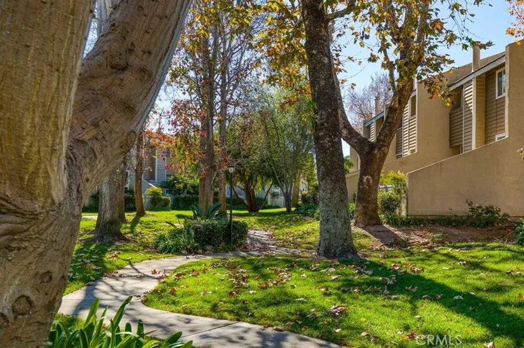 Additional image 16 of 18697 Club Ln, Huntington Beach, CA 92648
