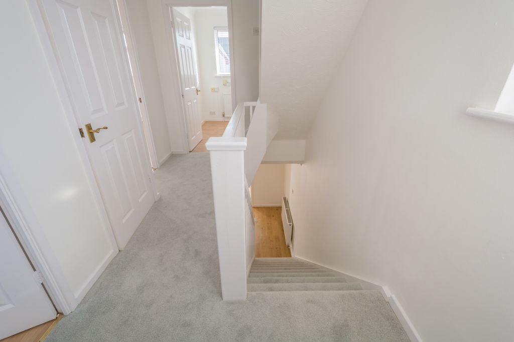 Additional image 12 of 4 bed semi-detached house to rentLydiard Way, Trowbridge BA14