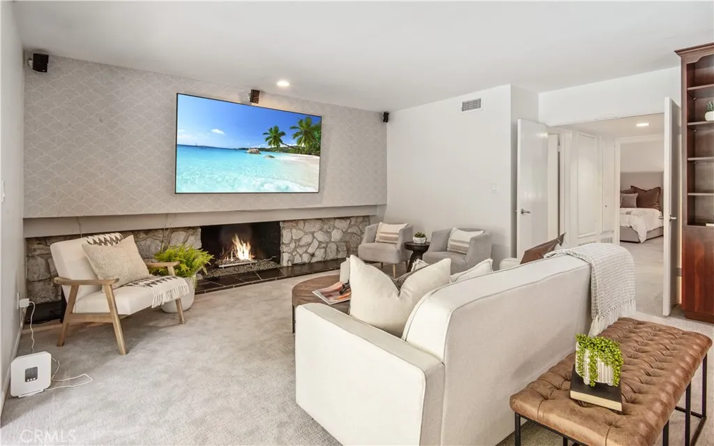 Additional image 28 of 905 N Hillside, Long Beach, CA 90815