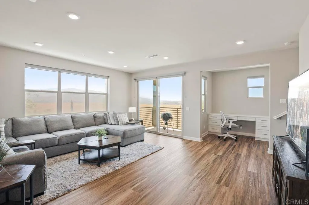 Additional image 95 of 1891 Cosmopolitan Lane Unit 6, Chula Vista, CA 91915