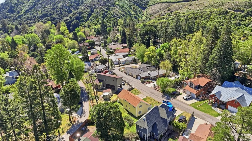 Additional image 8 of 13894 Meadow Ln, Lytle Creek, CA 92358