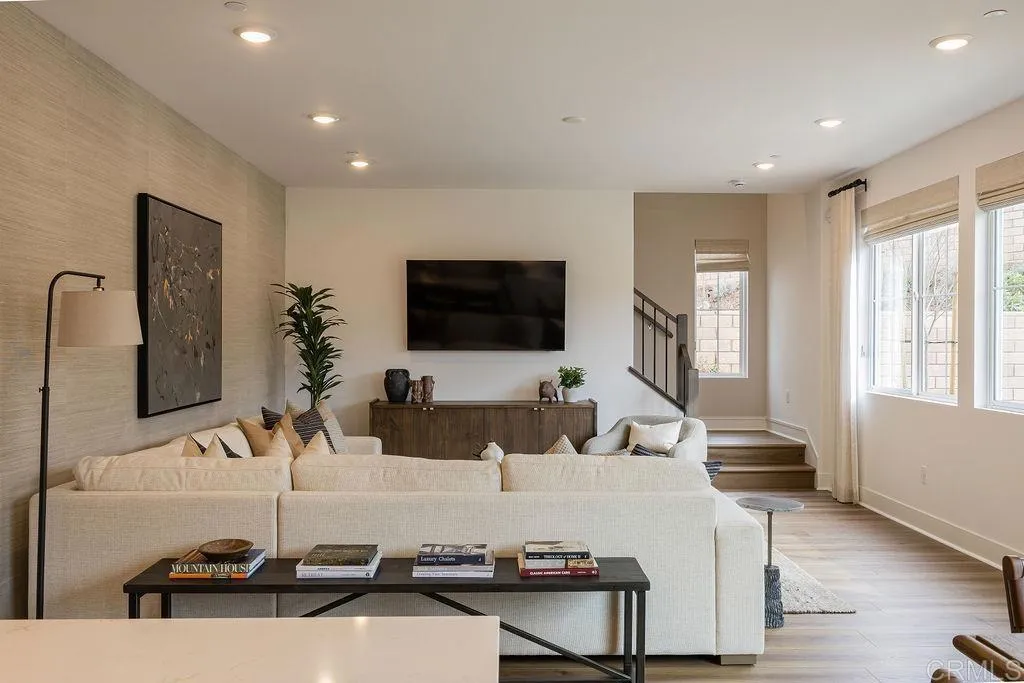 Additional image 29 of 716 Miravar Place, Vista, CA 92081