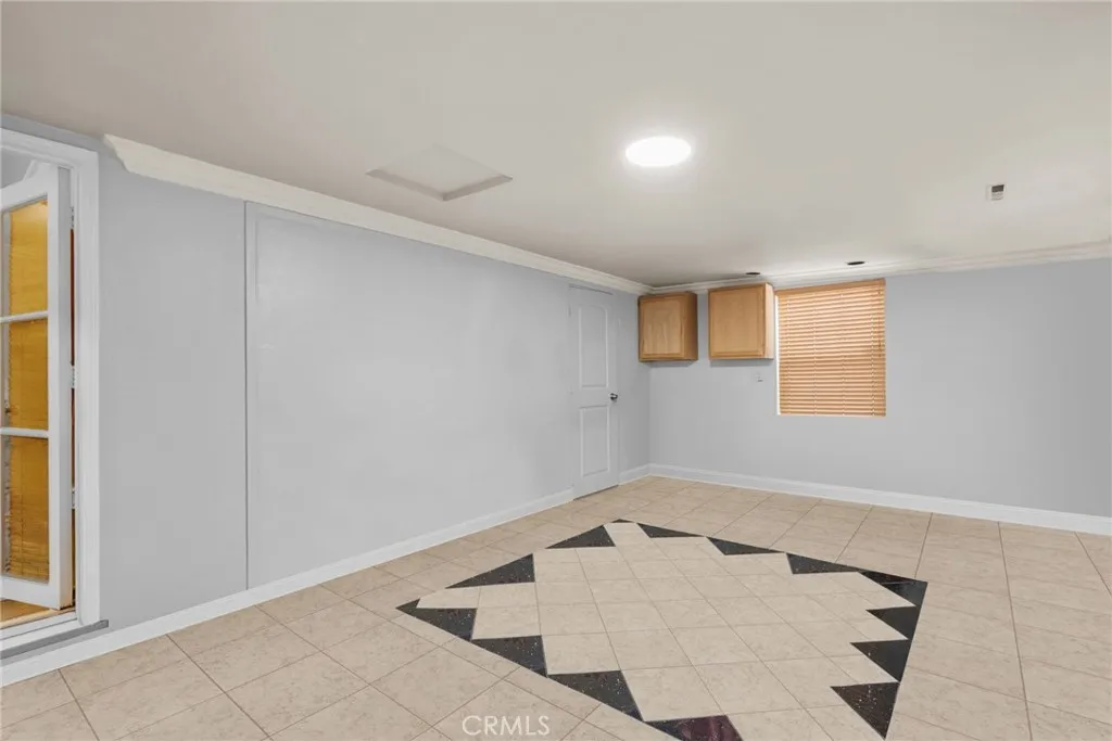 Additional image 41 of 9253 Hayvenhurst Avenue, North Hills, CA 91343