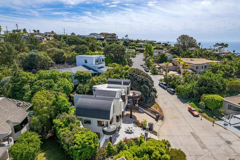 Additional image 103 of 6105 Avenida Chamnez, La Jolla, CA 92037