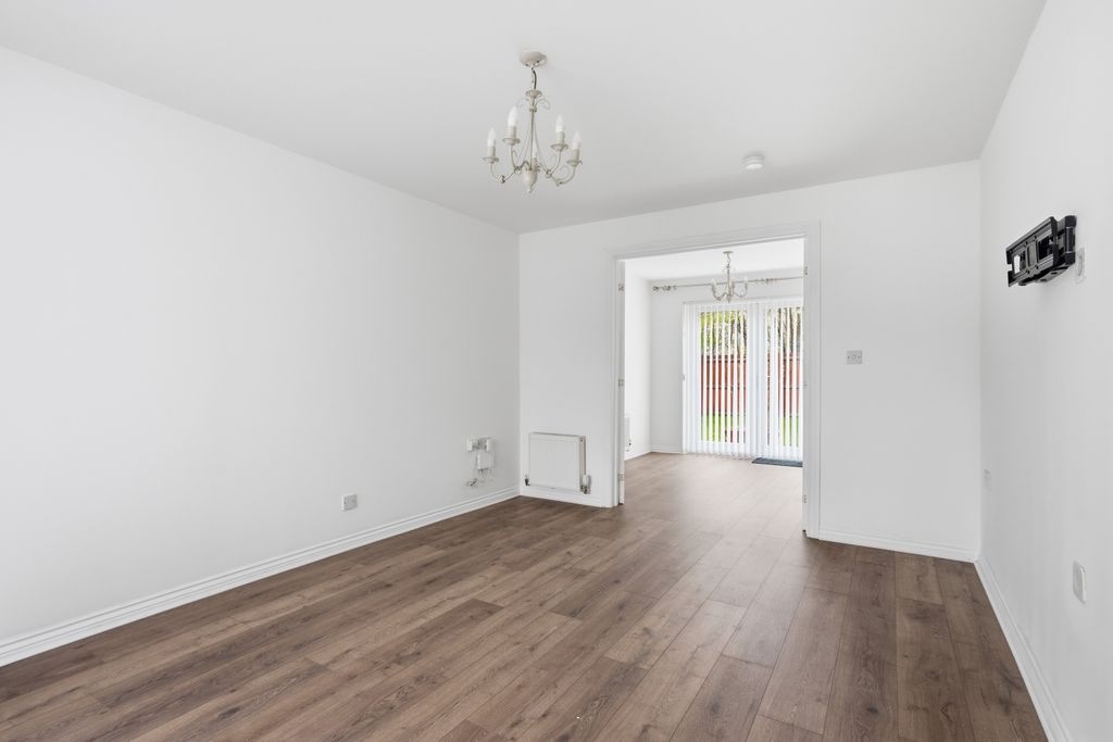 Additional image 3 of 4 bed detached house to rentRose Street, Tullibody FK10