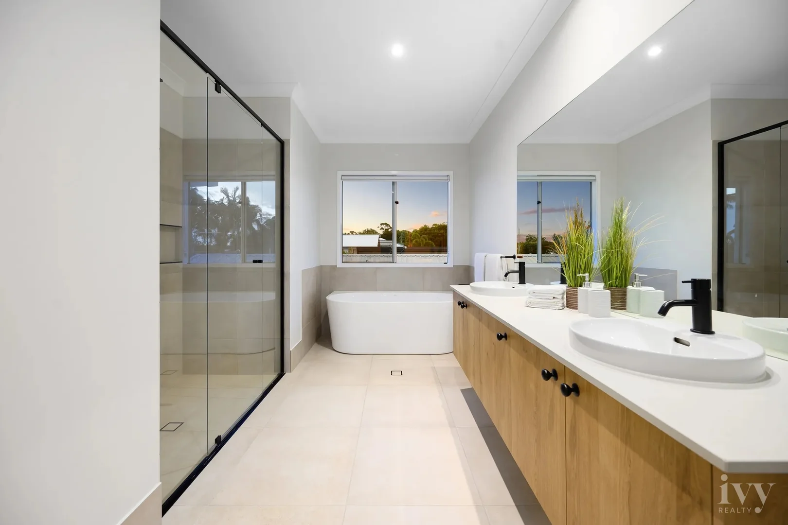Additional image 10 of 7 Bluegum Avenue, Hollywell QLD 4216