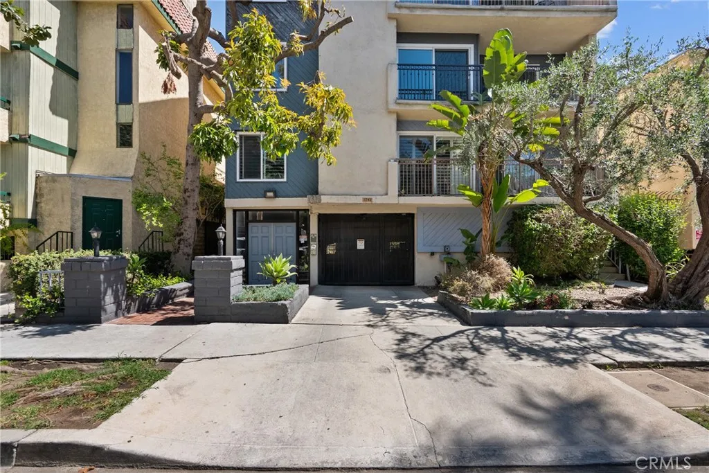 Additional image 3 of 1742 S Bentley Avenue Unit 201, Los Angeles, CA 90025