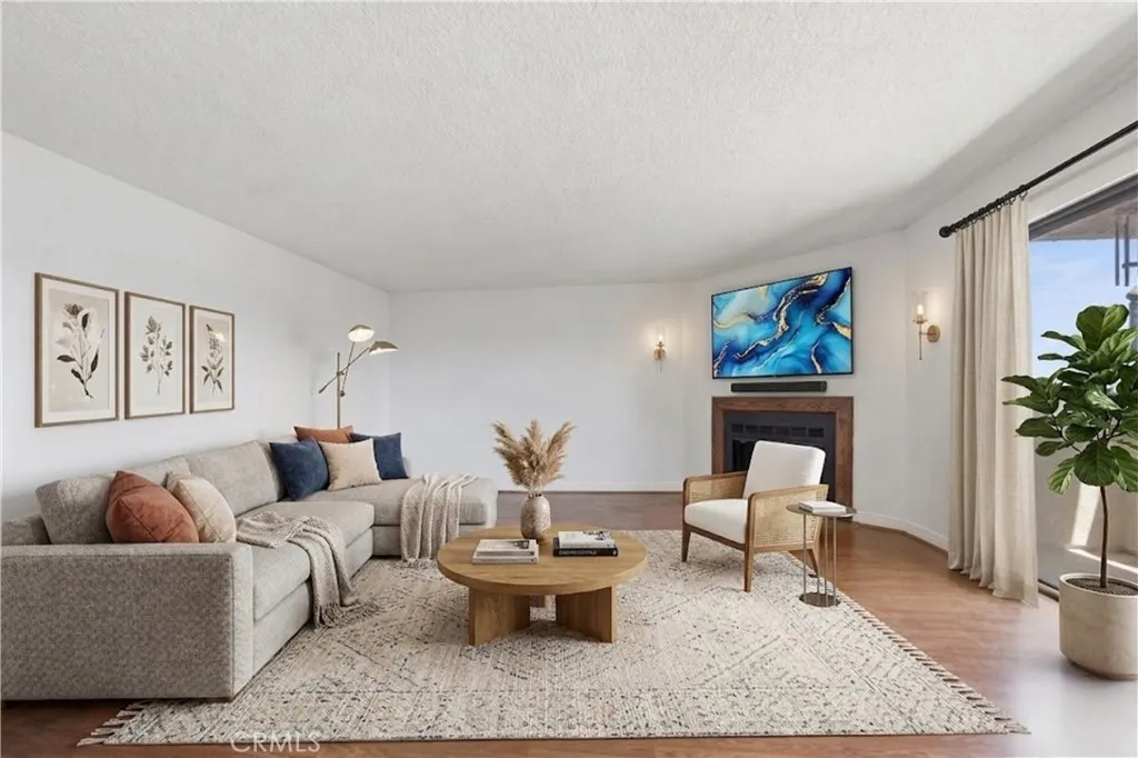 Additional image 36 of 605 Redondo Ave Unit 304, Long Beach, CA 90814