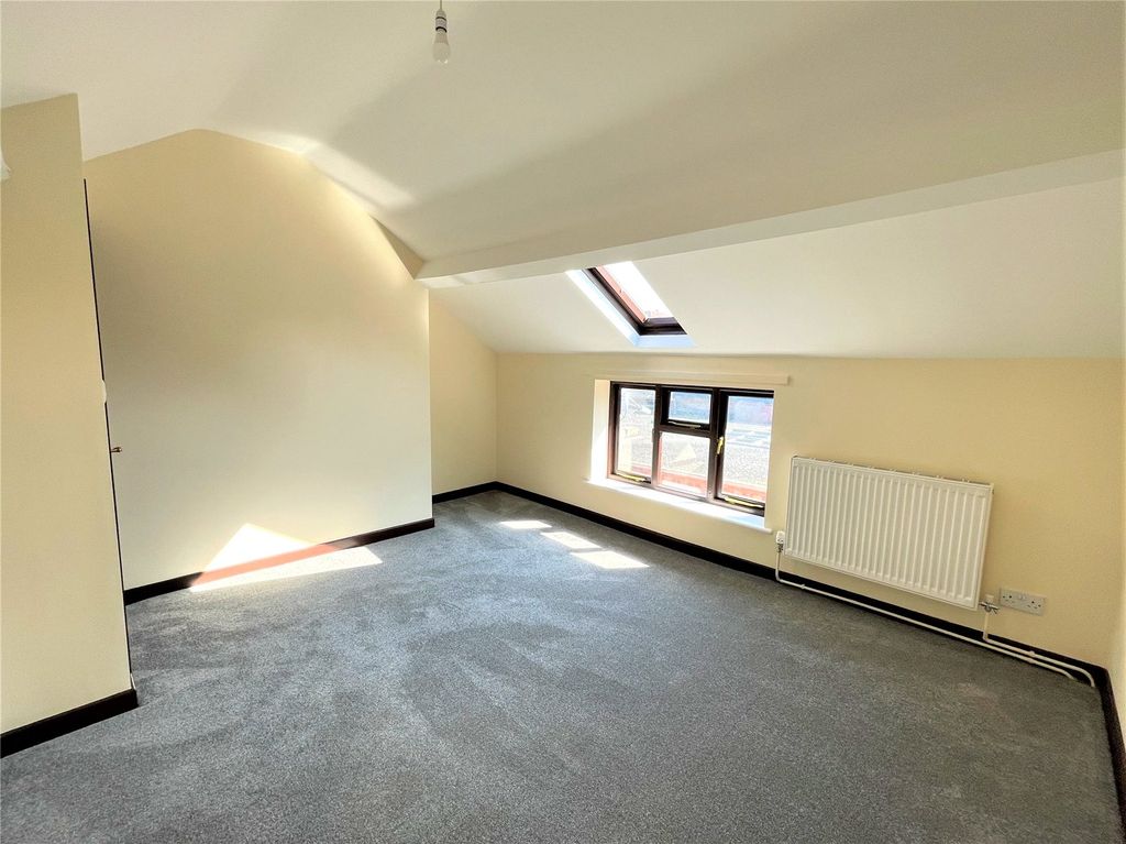Additional image 4 of 2 bed terraced house to rentBroad Street, Newtown, Powys SY16