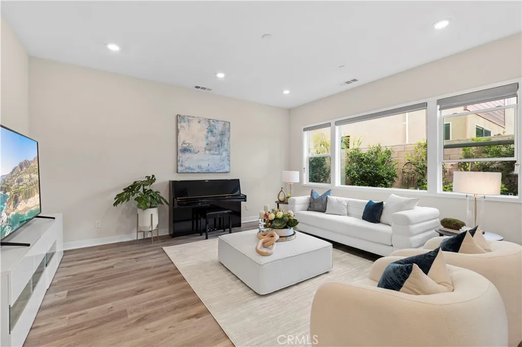 Additional image 7 of 640 Athos, Lake Forest, CA 92630