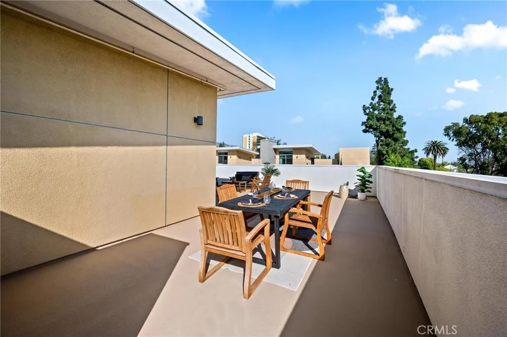 Additional image 60 of 238 S Arroyo Parkway Unit 401, Pasadena, CA 91105