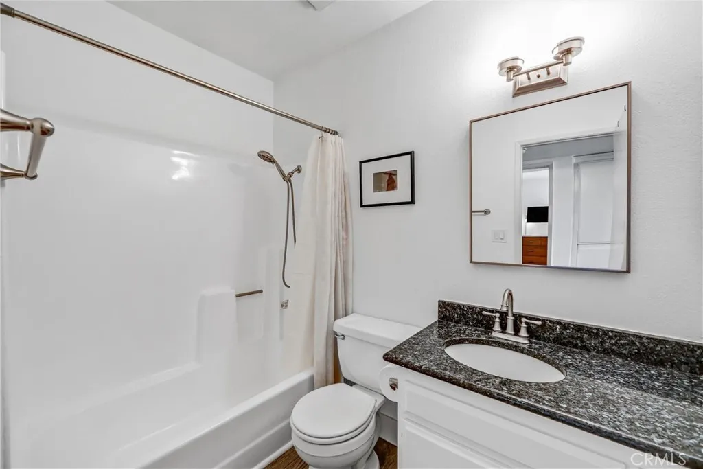 Additional image 51 of 5805 Whitsett Avenue Unit 201, Valley Village, CA 91607