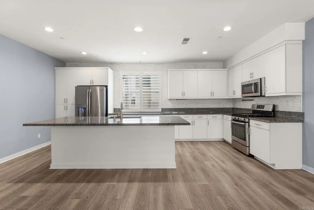 Additional image 8 of 2137 Stellar Way Unit 3, Chula Vista, CA 91915