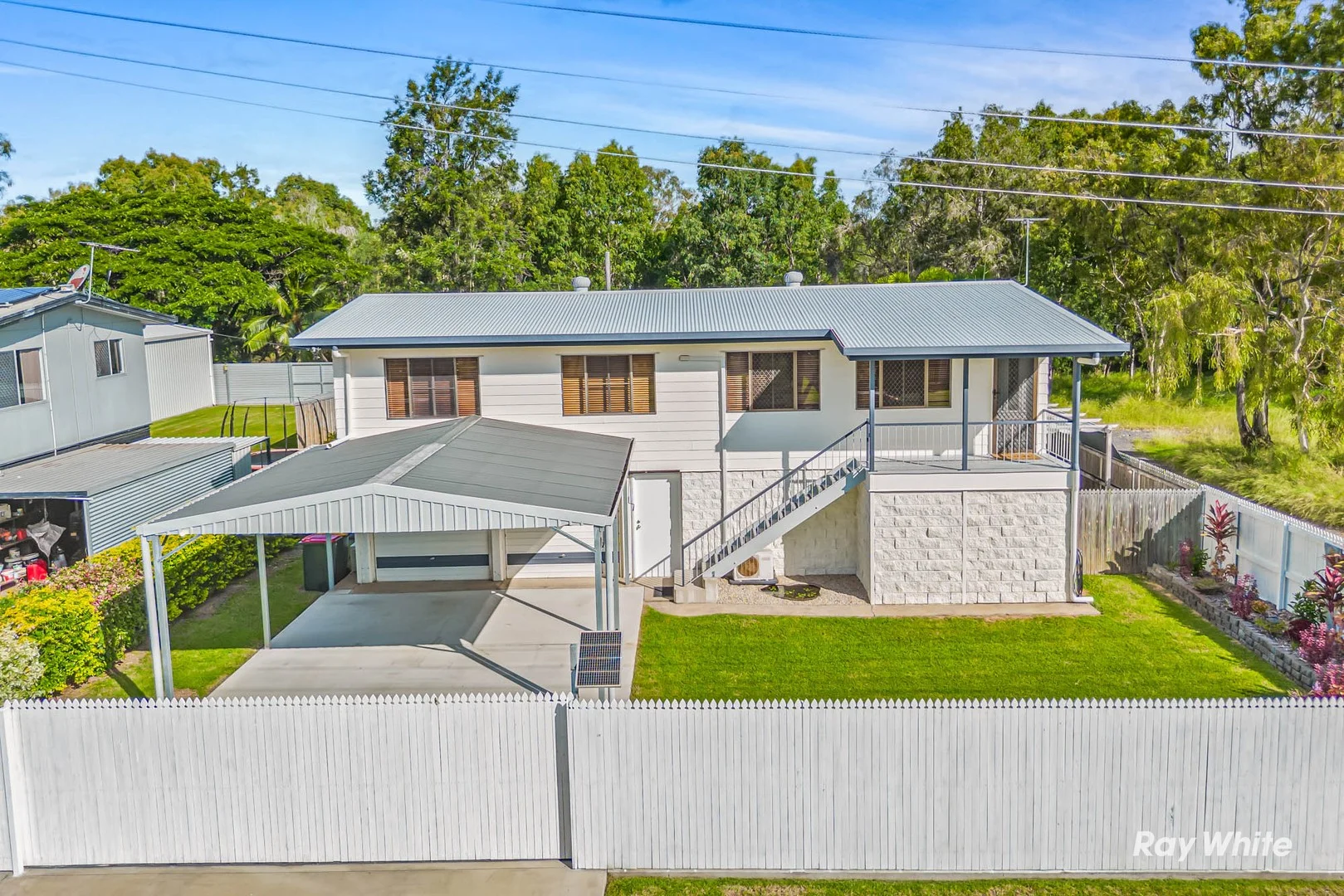 8 Cant Street, Kawana QLD 4701