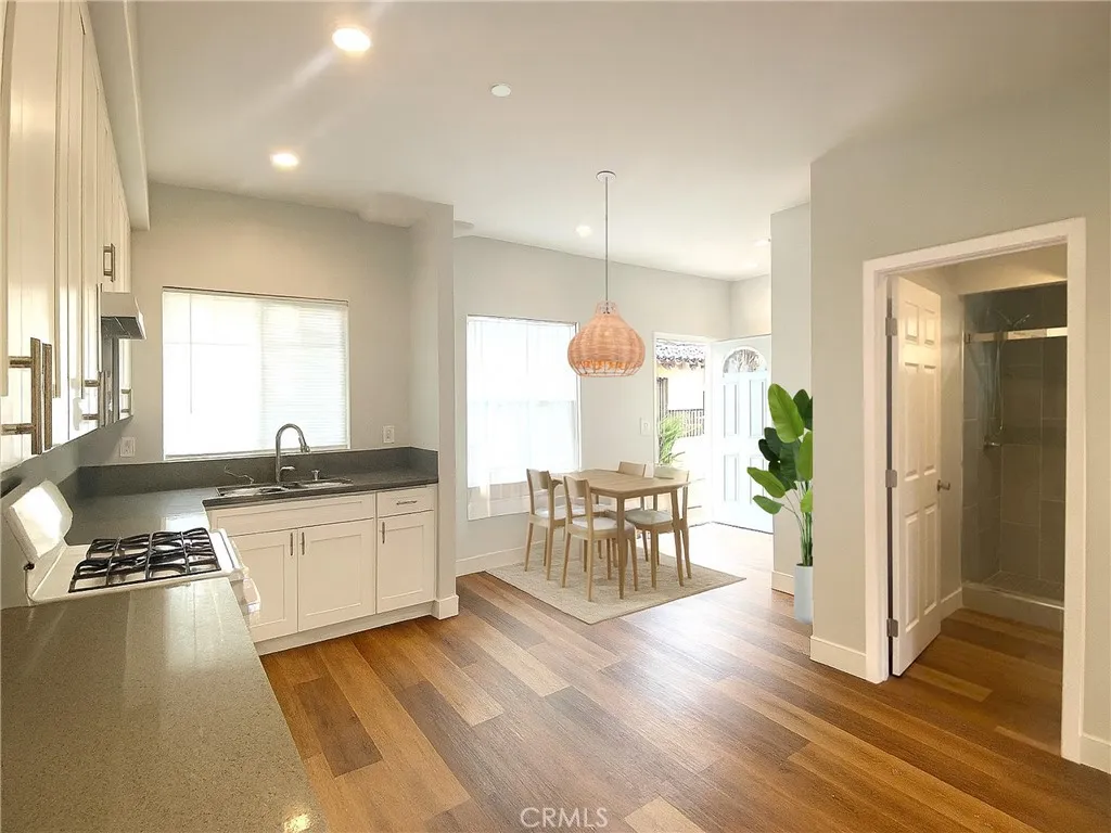 Additional image 9 of 300 Alhambra Road E Unit D, Alhambra, CA 91801