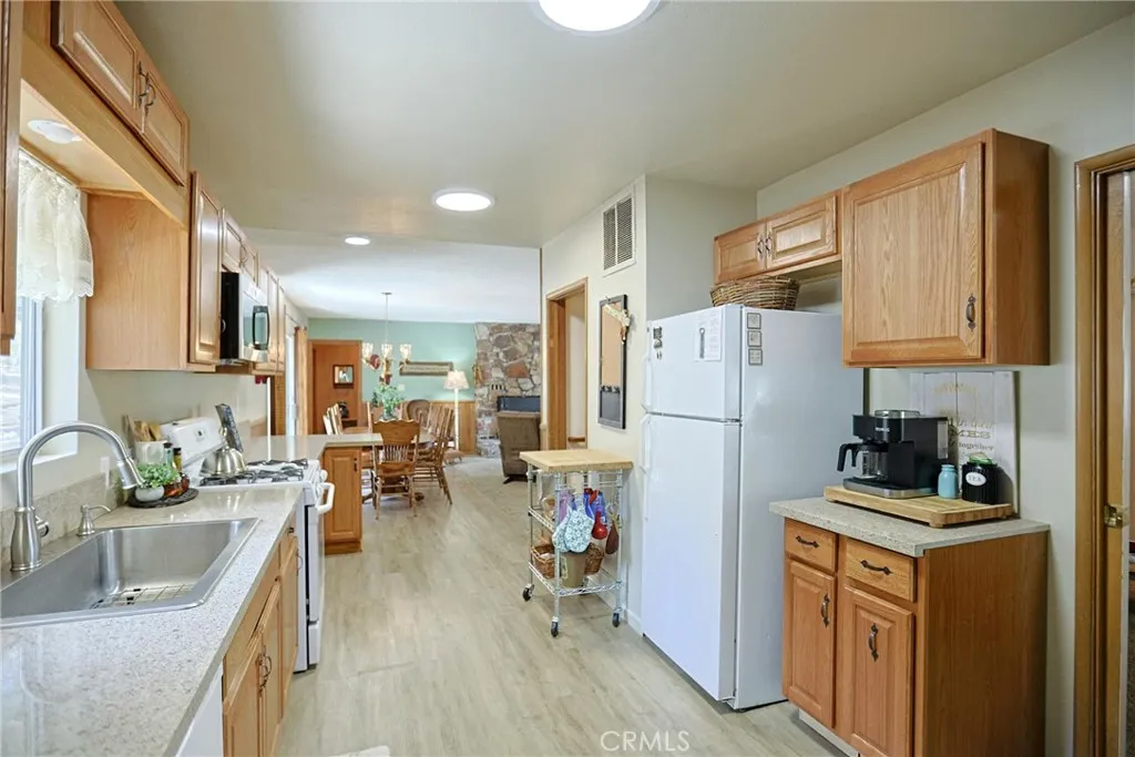 Additional image 16 of 43535 Shasta Place, Big Bear Lake, CA 92315