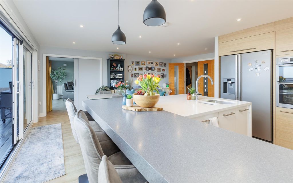 Additional image 43 of 5 bed detached house for saleBattery Road, Cowes PO31