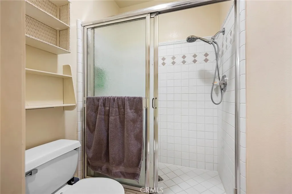 Additional image 56 of 9555 Via Venezia, Burbank, CA 91504