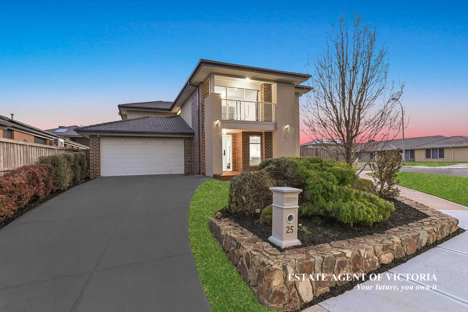 25 Grande Belmond Ave, Clyde VIC 3978 photo 2
