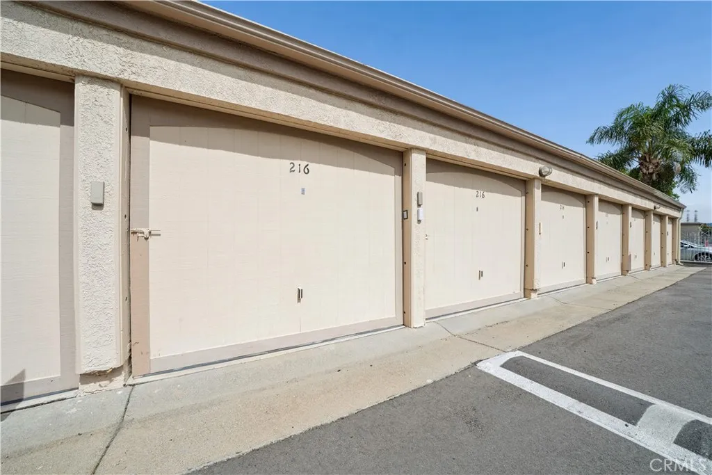 Additional image 68 of 23715 Del Monte Dr Unit 216, Valencia, CA 91355