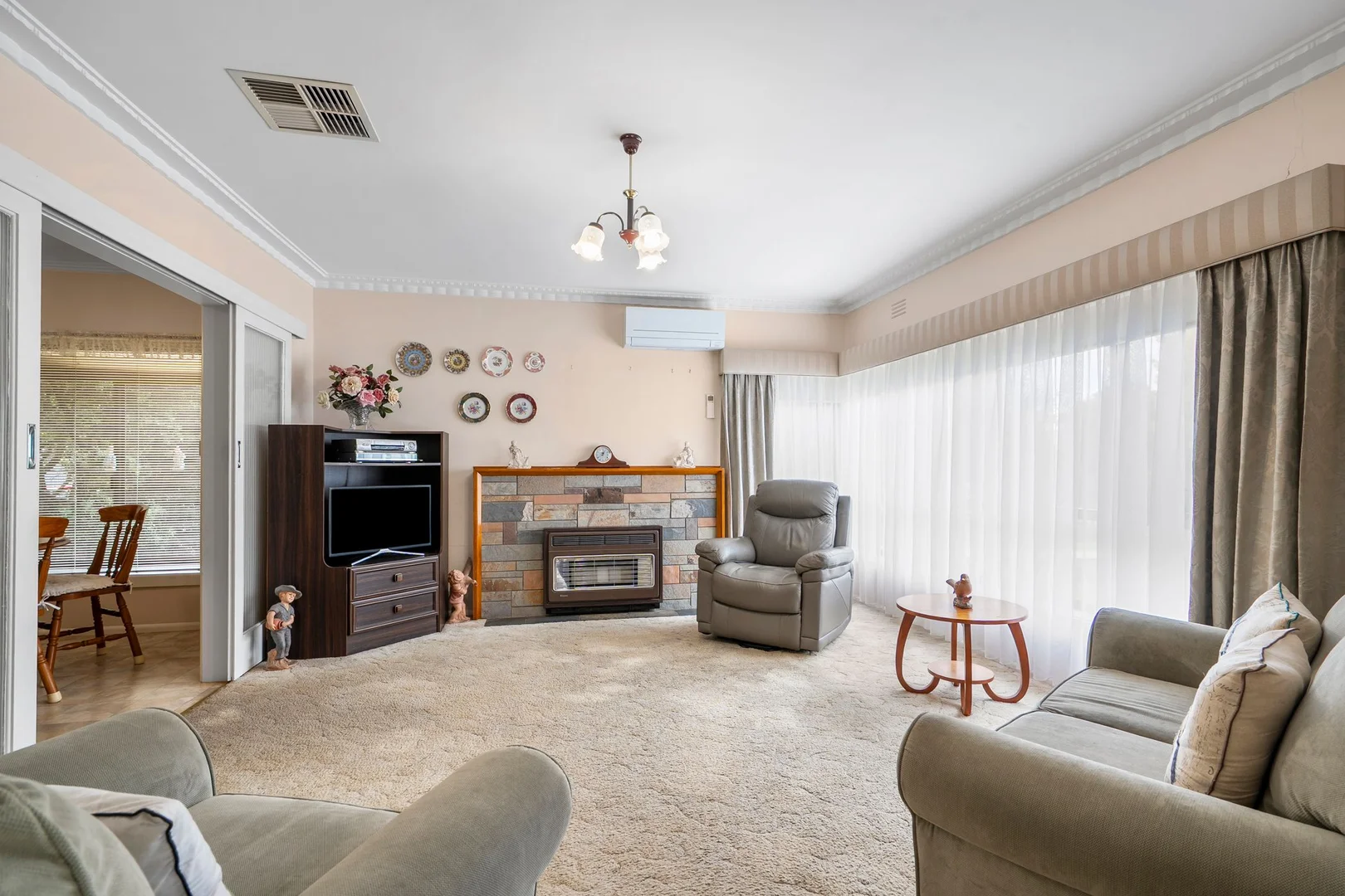 27 Castleton Road, Herne Hill VIC 3218 photo 5