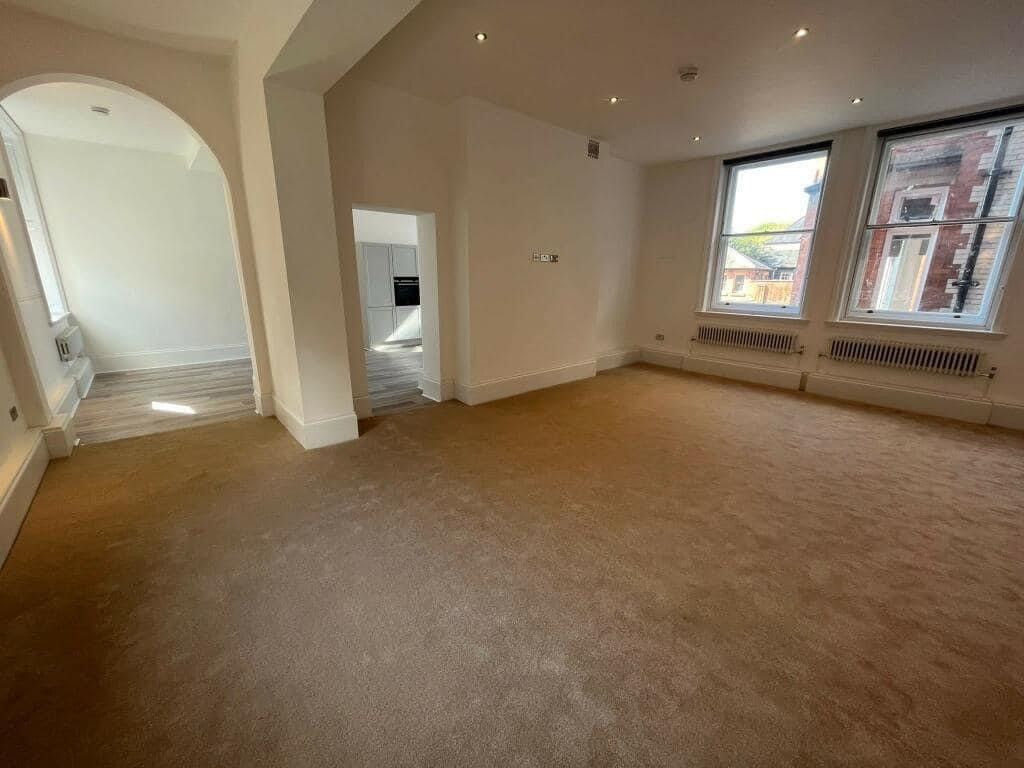 3 bed flat to rentSt. Marys Gate, Derby DE1 photo 4