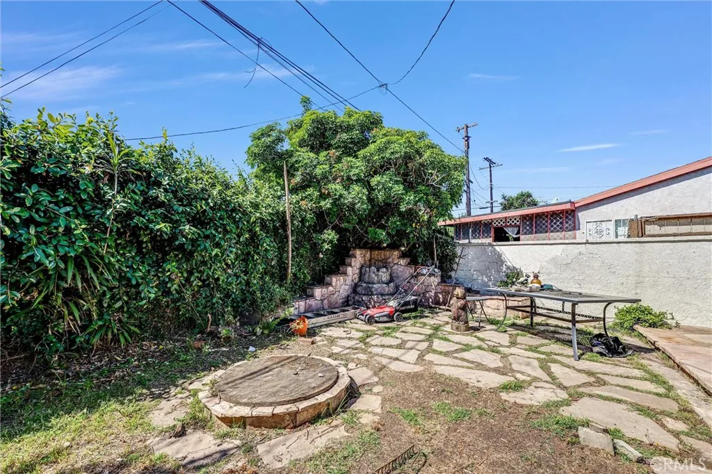 Additional image 50 of 626 W Martinshire St, Carson, CA 90745