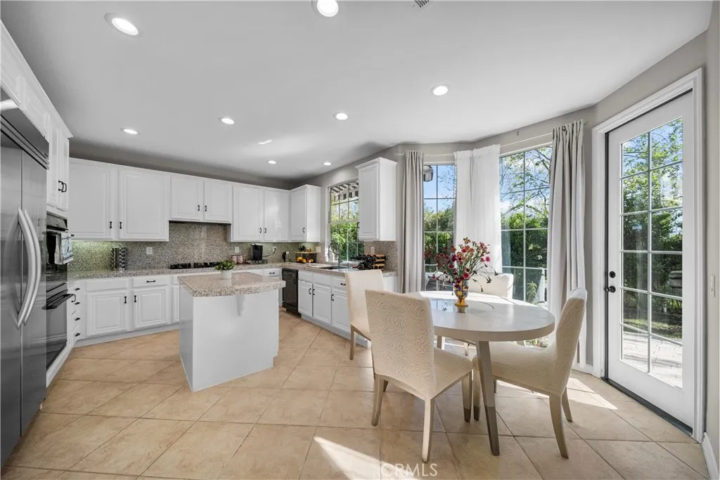 Additional image 96 of 23912 Lakeside Road, Valencia, CA 91355