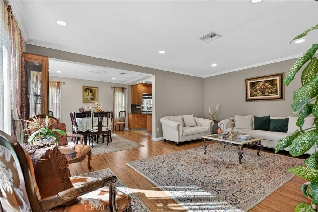 Additional image 7 of 820 S Kenneth, Burbank, CA 91501