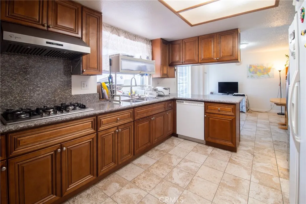 Additional image 15 of 24640 Wild Calla Drive Road, Moreno Valley, CA 92557