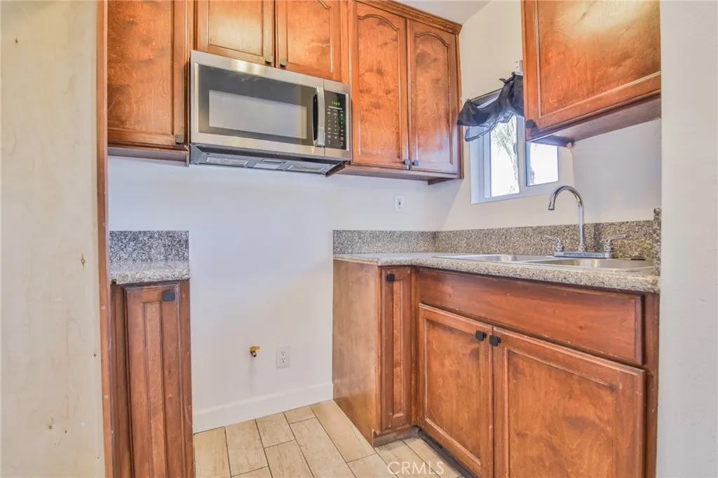 Additional image 46 of 1712 E 57th St, Los Angeles, CA 90058