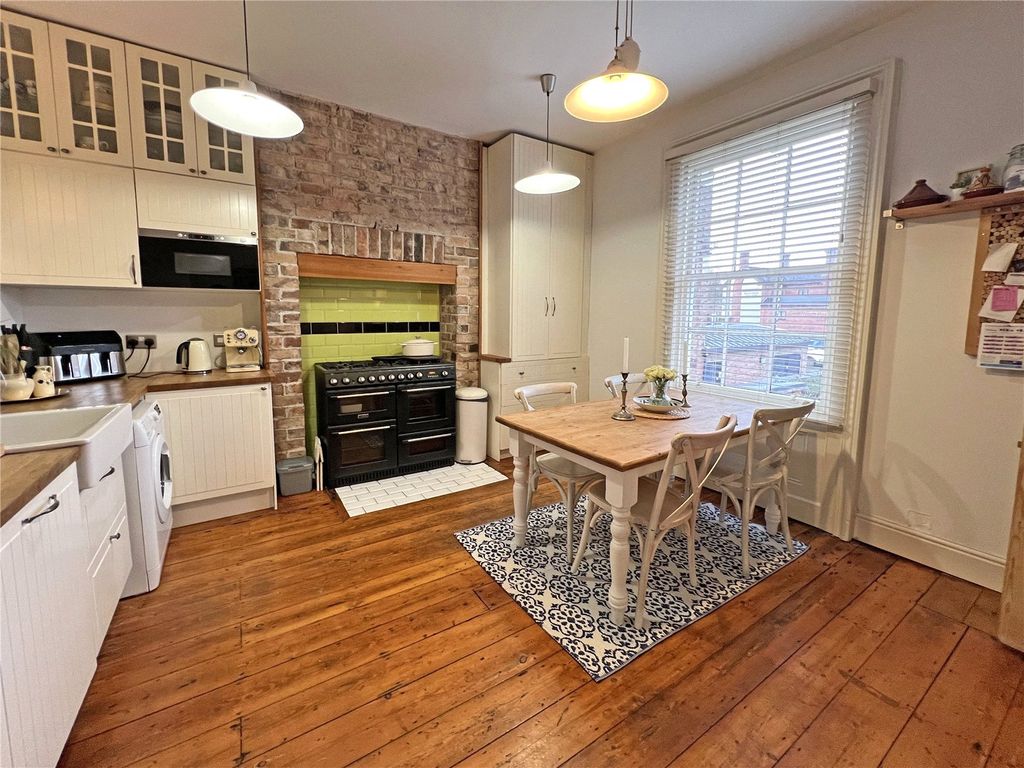 Additional image 10 of 3 bed flat to rentHigh Street, Madeley, Telford, Shropshire TF7
