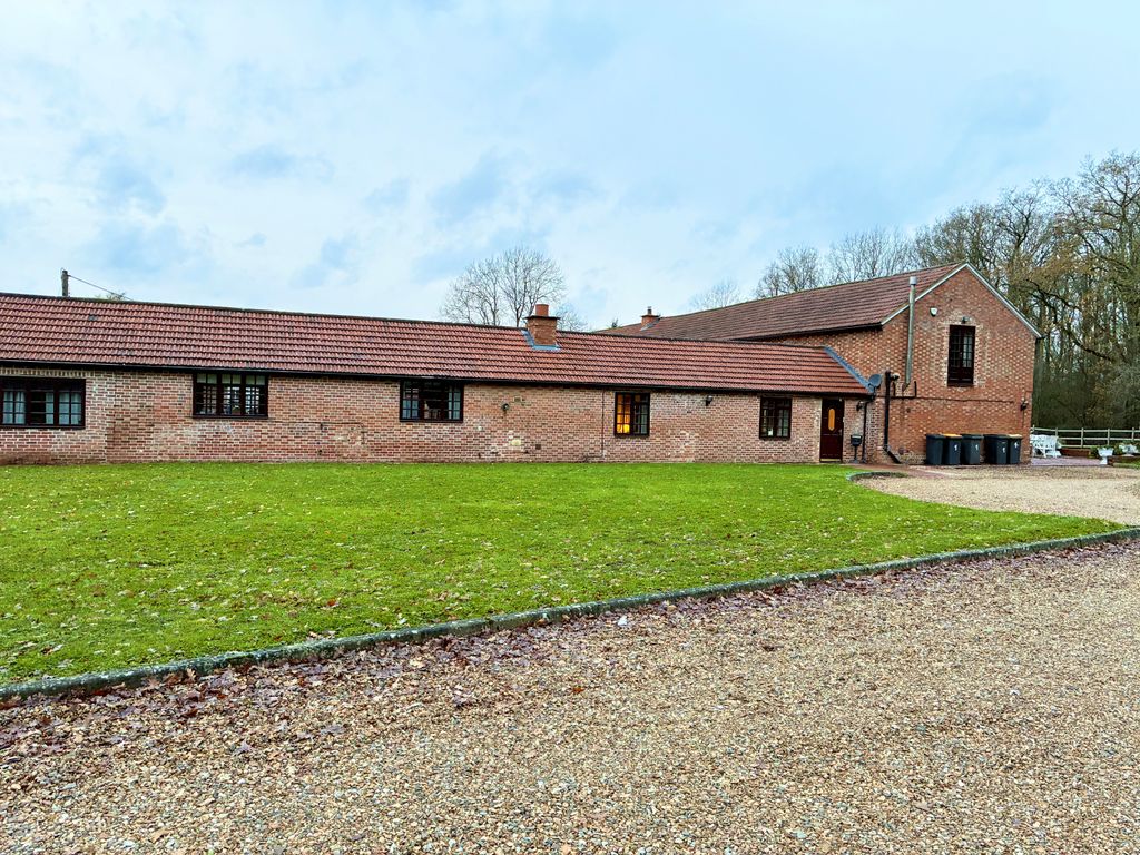 3 bed detached house to rentRushden Road, Bedford MK44