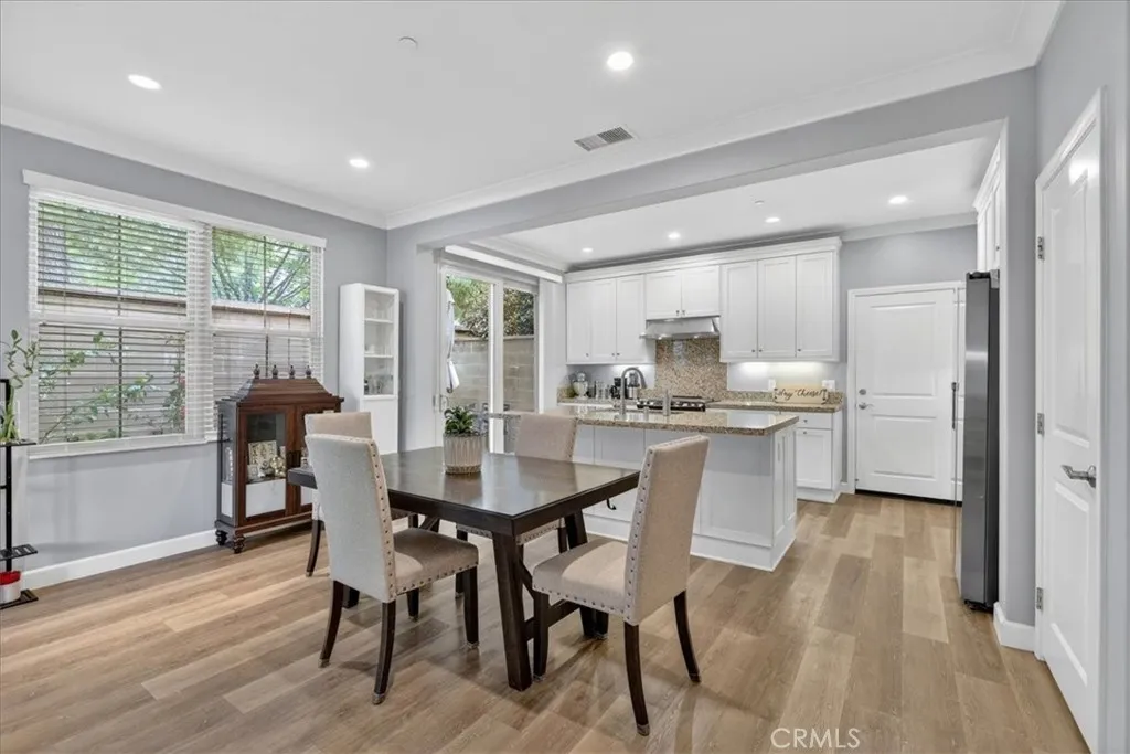 Additional image 8 of 268 Overbrook, Irvine, CA 92620