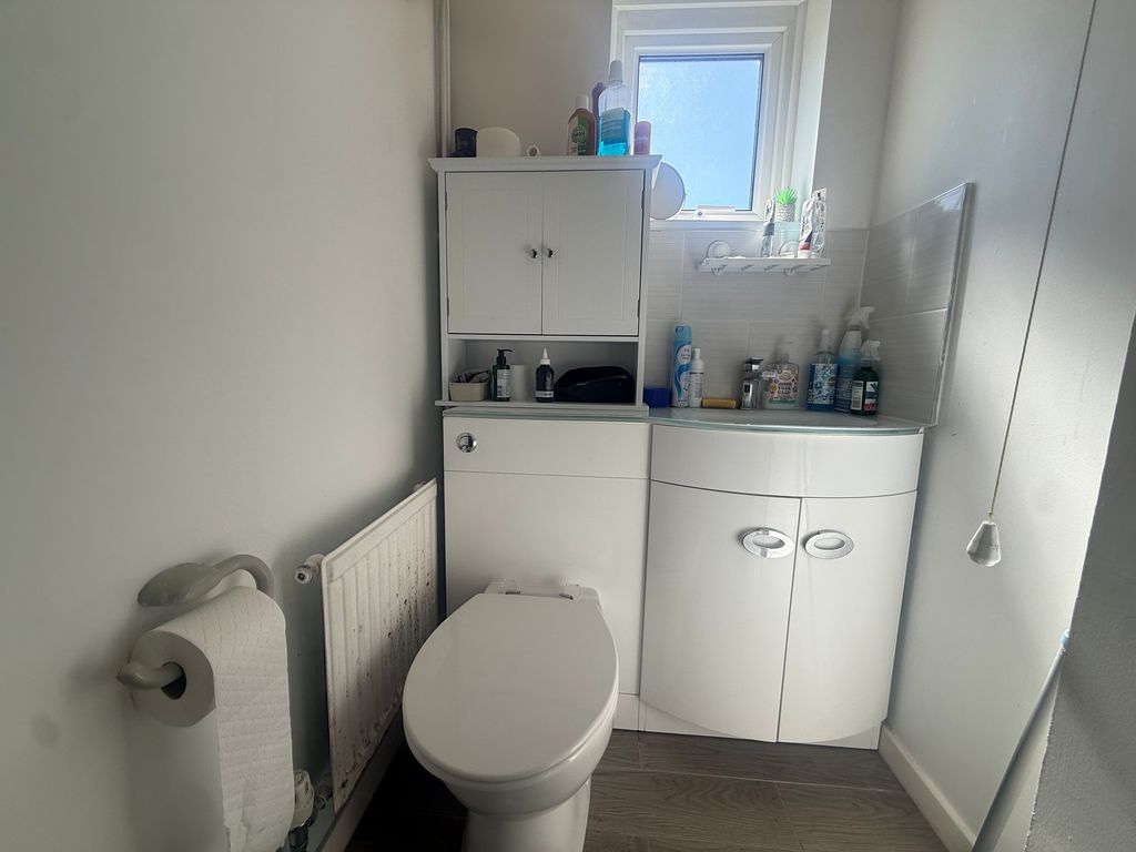 Additional image 11 of 3 bed terraced house to rentBywater Way, Chichester PO19