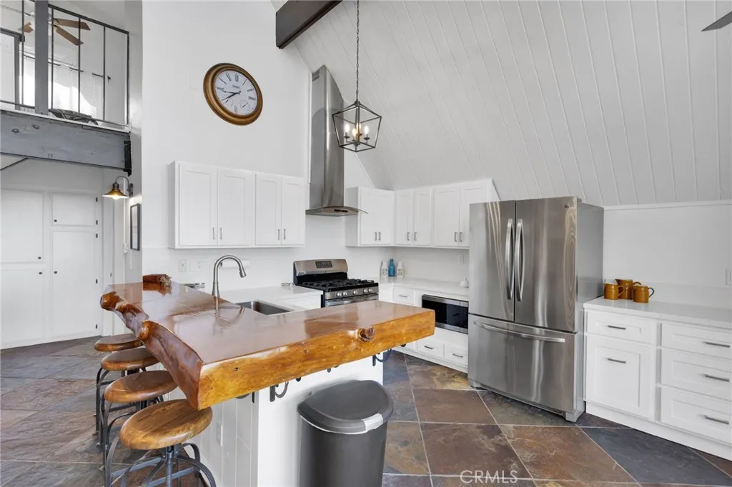 Additional image 80 of 28919 Palisades Dr, Lake Arrowhead, CA 92352