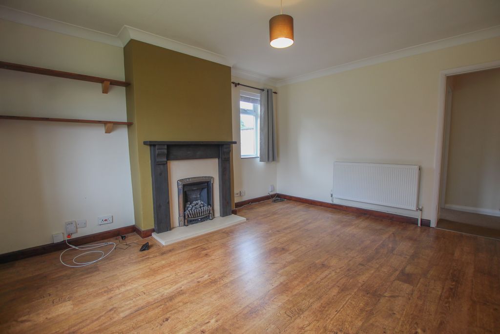 Additional image 3 of 2 bed flat to rentStroud Green, Newbury RG14