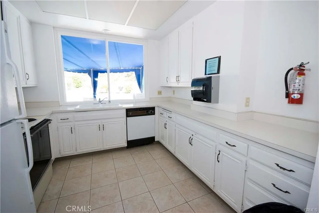 Additional image 110 of 101 Scholz Plaza Ph 16, Newport Beach, CA 92663