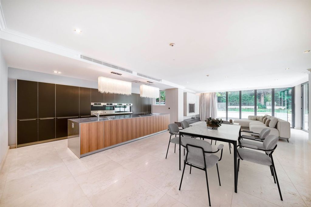 Additional image 3 of 7 bed detached house to rentAddison Road, West Kensington W14