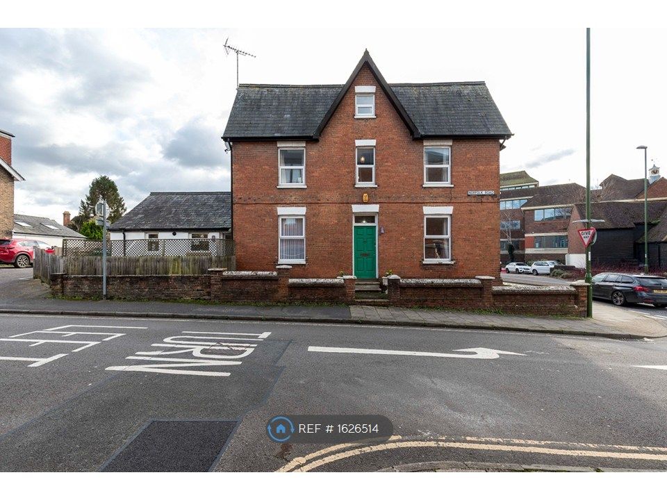 Additional image 14 of 4 bed semi-detached house to rentNorfolk Road, Horsham RH12