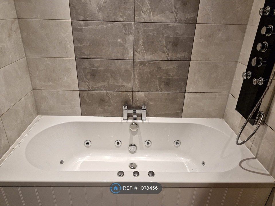 Additional image 26 of 4 bed detached house to rentPark Farm Way, Peterborough PE2