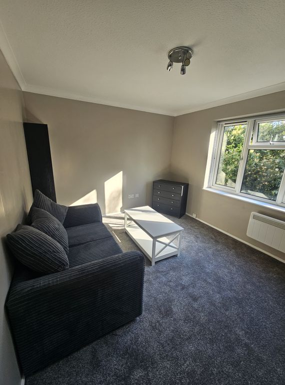 Additional image 3 of 1 bed flat to rentFlat 16 St Ninians Court, Villa Road, Luton LU2
