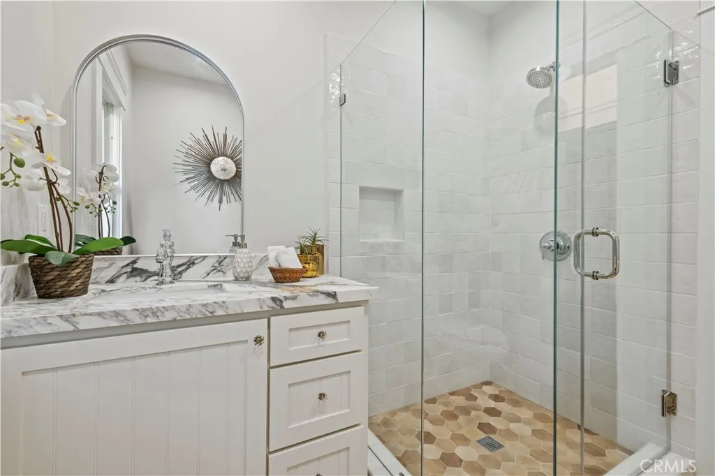 Additional image 112 of 525 Nolden St, Los Angeles, CA 90042