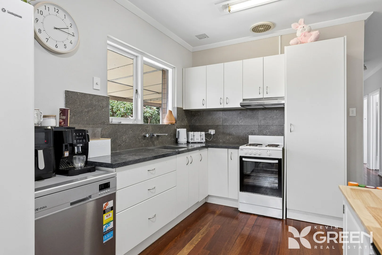 Additional image 10 of 392 Pinjarra Road, Greenfields WA 6210