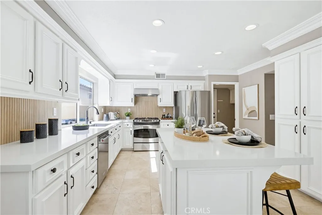 Additional image 22 of 15 Harveston, Mission Viejo, CA 92692