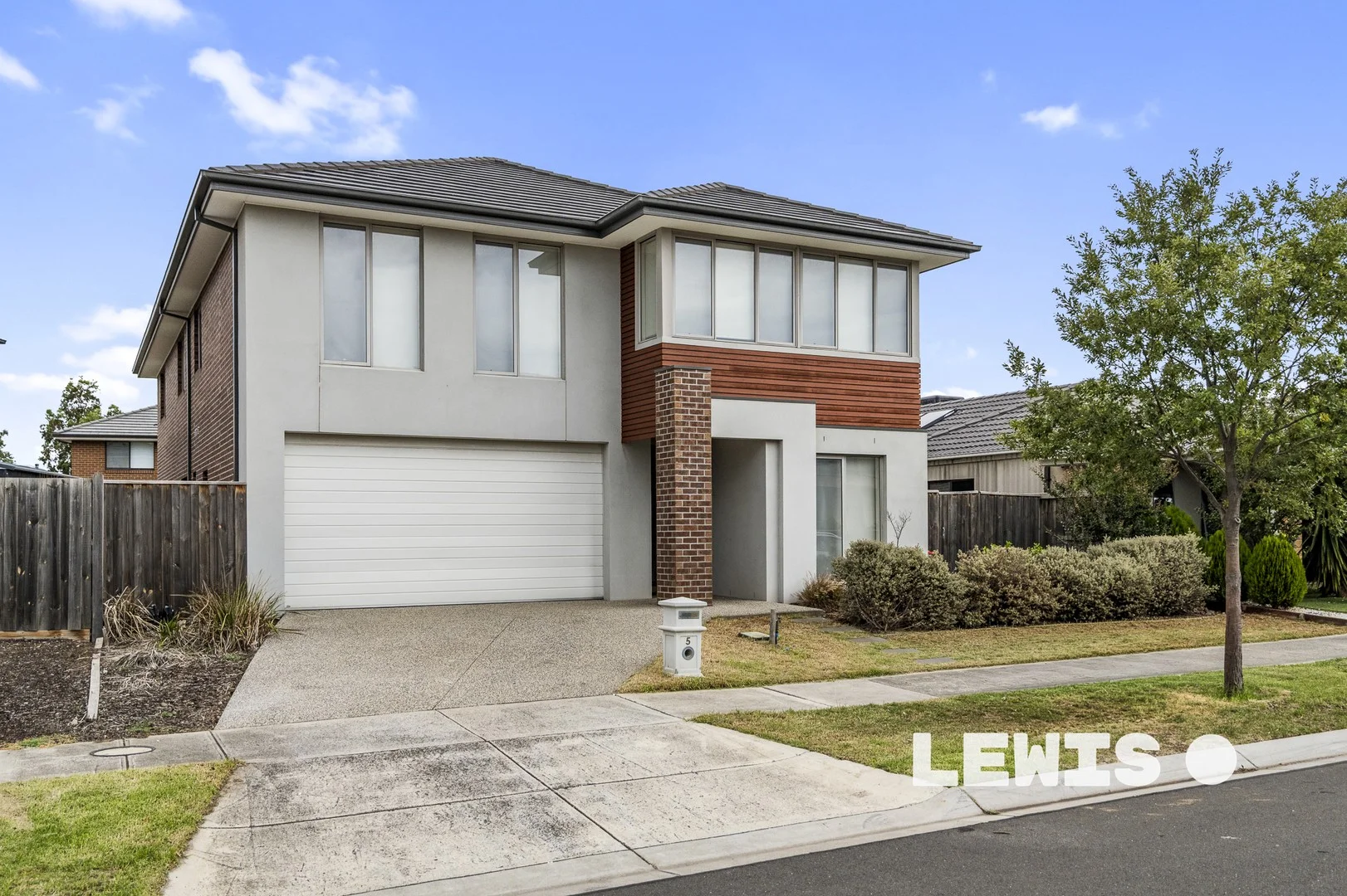 5 Balbo Way, Williams Landing VIC 3027